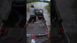 Enderby River back channel log jump jetstream mini jet boat. #minijetboat #jetstreamadventureboats