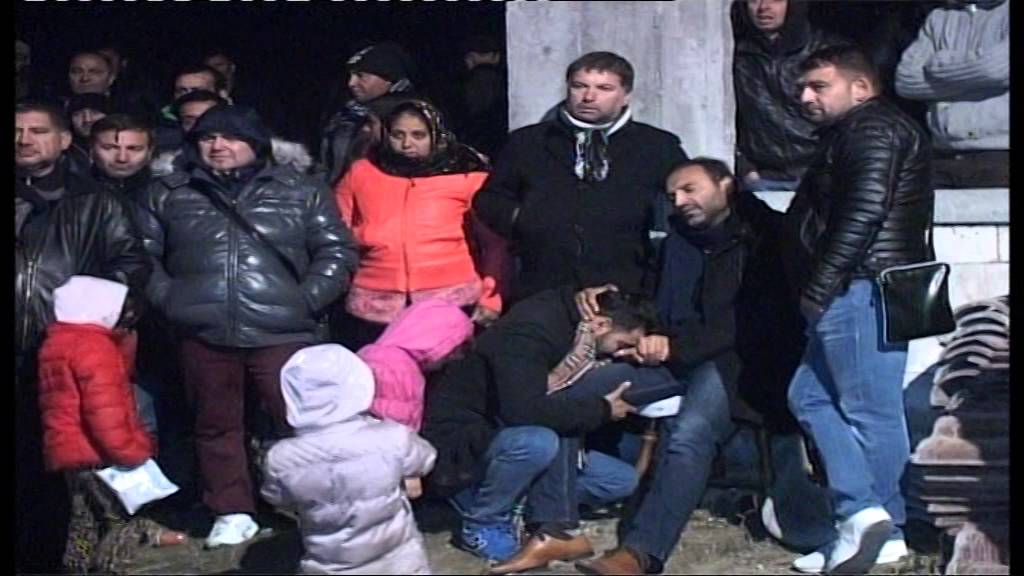 La inmormantarea lu Benet de la garla mare partea 2