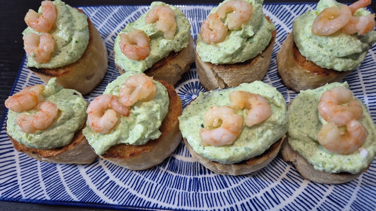 Crostini crema di zucchine e gamberetti