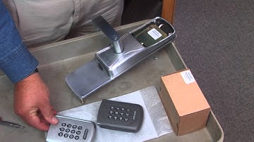 AD-Series How To Upgrade A Credential Reader on 993 Exit Trim