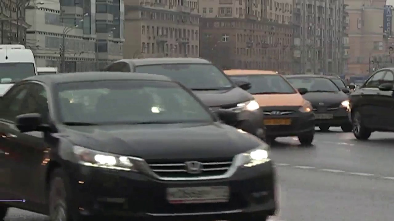 Отражающий экран для автомобиля