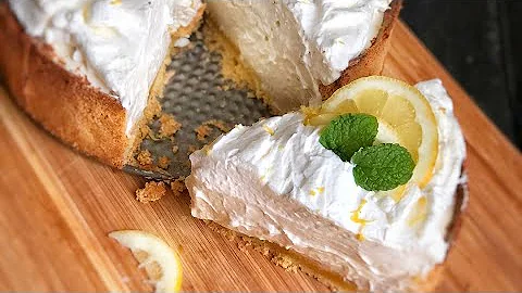 HOW TO MAKE LEMON ICE BOX PIE! | MY FAVORITE SOUTHERN PIE!!