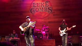 Luke Combs Houston We Have A Problem Live Columbus, Ohio 11/10/2017 chords sheet
