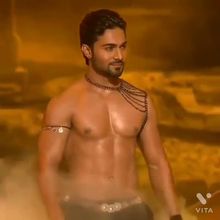 salman Yusuf khan sizzling performance on aayat in jhalak dikh laja part 1 #danceplus