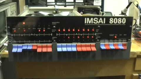 IMSAI 8080 - Bouncing a Light Back and Forth (Cylon Style)