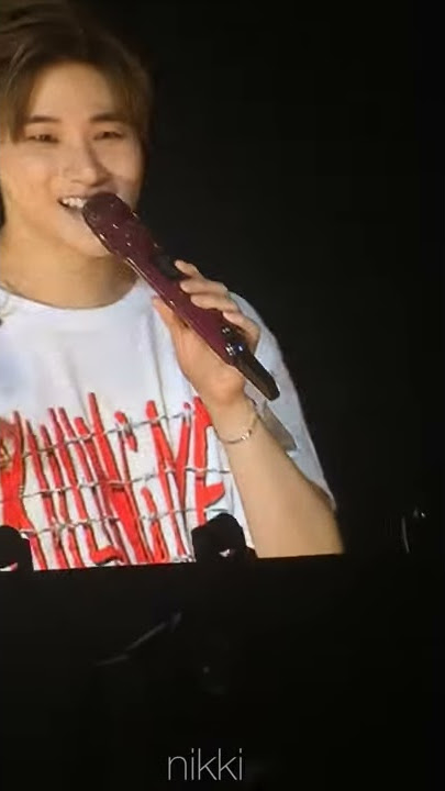 181111 IKON IN MANILA ENCORE FINAL MENT FANCAM VCR FOCUS - iKON CONTINUE TOUR DK SCARING JINHWAN