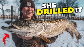 My FIANCE Speared a BIG Pike on Lake St. Clair...I was Shocked!