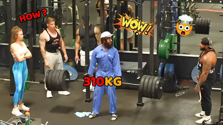 ELITE Powerlifter ANATOLY Use 32kg Mop| Pretended to be a CLEANER in a GYM