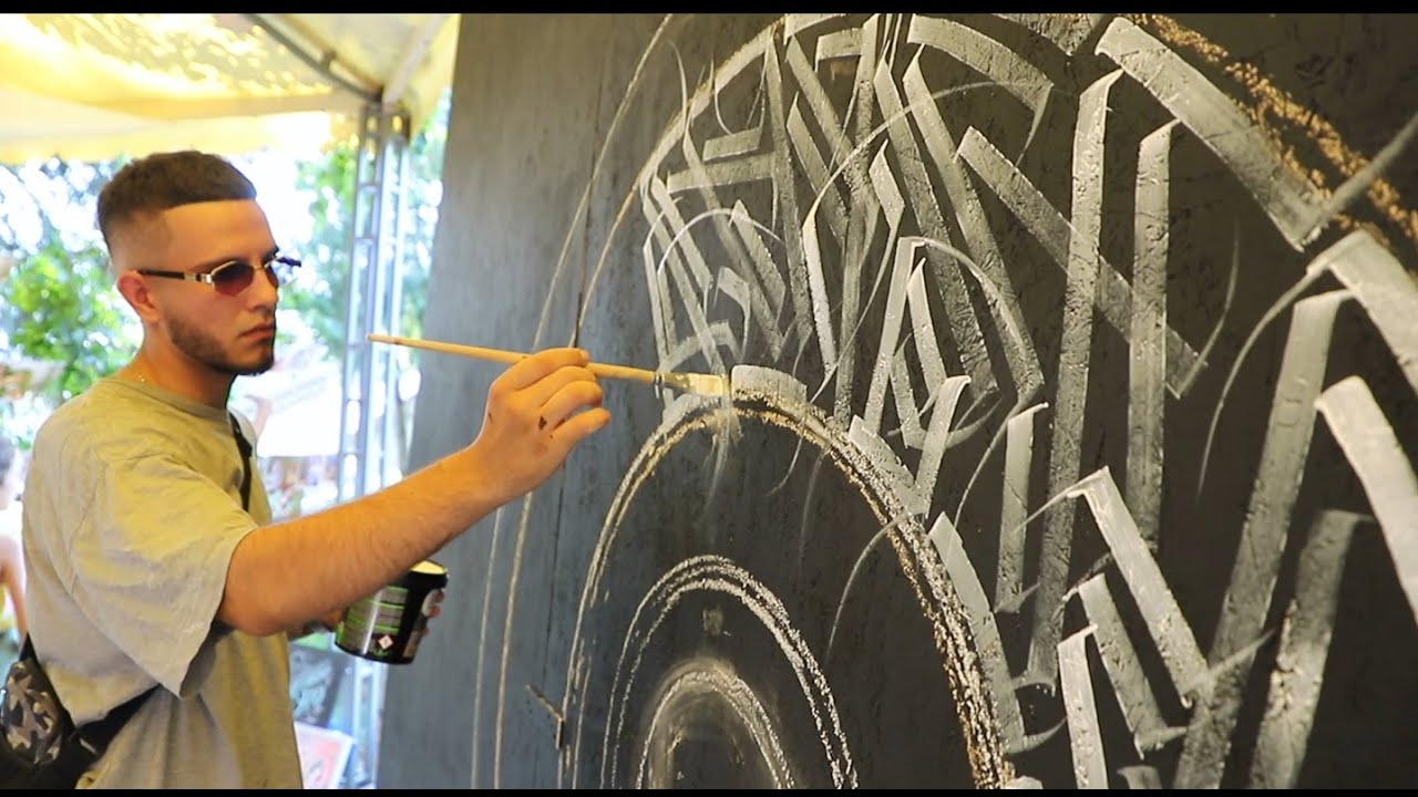 «Моя кисть – мой факел». Художник-каллиграфист - YouTube