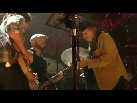Neil Young + Promise of the Real - Love and Only Love (Live at Farm Aid 30)