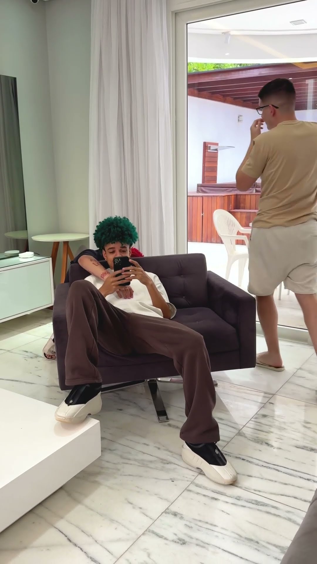 QUANDO VODE É TROLADO