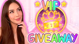 VIP GIVEAWAY DRESS TO IMPRESS