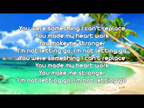 Tinie Tempah ft Jess Glyne - Not Letting Go (Lyrics On Screen)