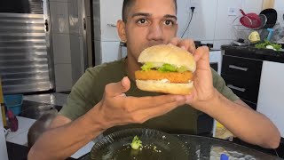 DIA DE ALMOÇAR LANCHE! Lanche é almoço?