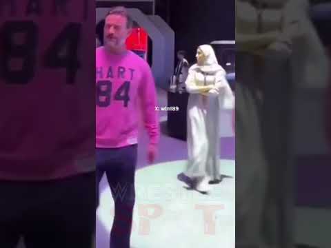 بلا خالو بلا مالو سي ام بانك مبسوط اوي في السعودية Romanreigns Wwe Cmpunk