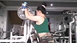 intip tante kimaya agata lagi fitnes !!!