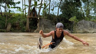5 hari berpetualang seru membangun shelter dan memancing ikan di sungai. 