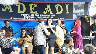 Kake Ini Goyang Nya Santuy Banget Sambil Nyawer Biduan L Gurat Bumi Cover L Live Mu Ade Adi Ent