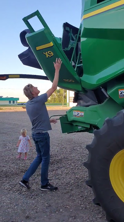 John Deere X9 1100 #johndeere #X9 #farming #2022 #livingthedream
