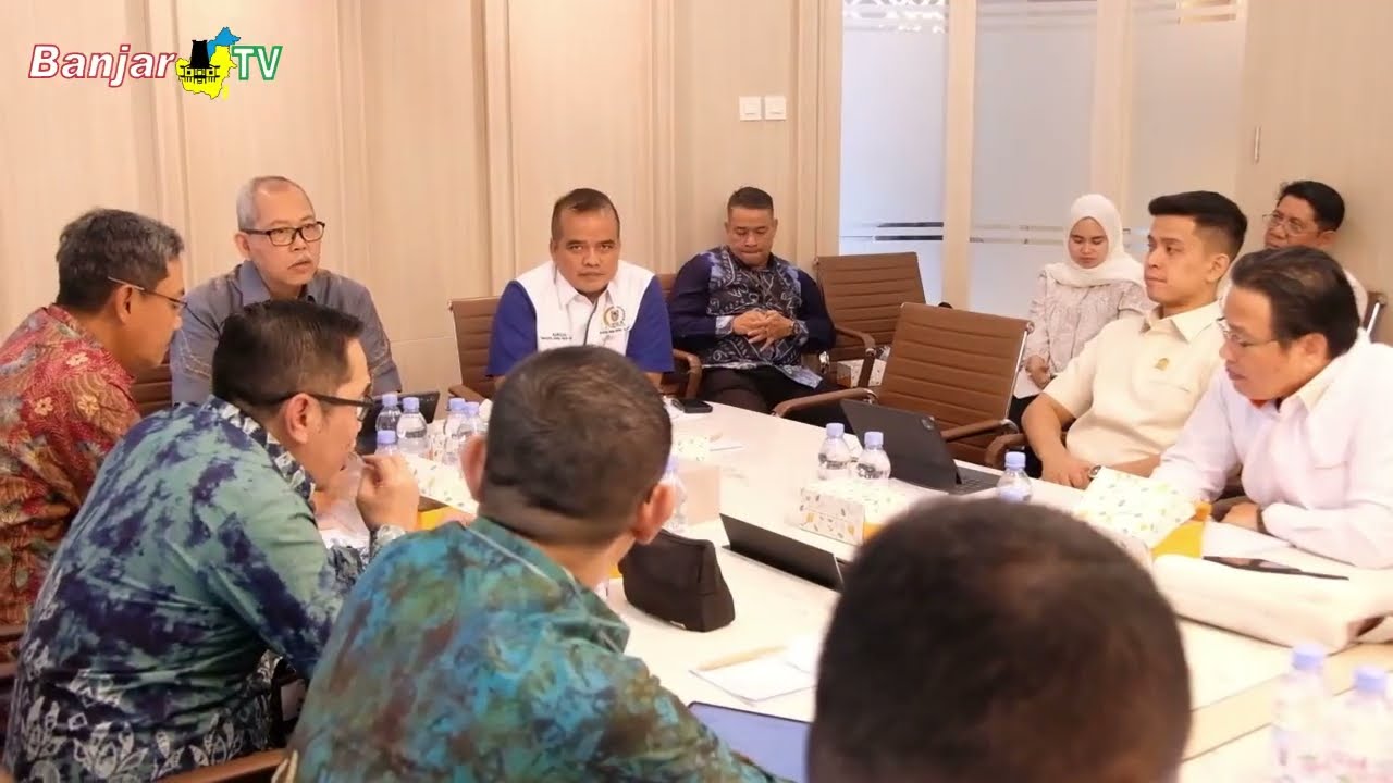 KOMISI II DPRD KALSEL DORONG GAJI ASN TETAP DISALURKAN LEWAT BANK KALSEL