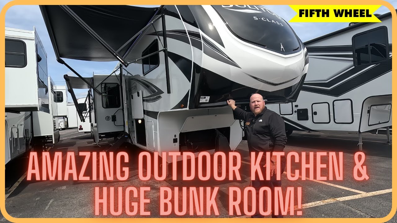 Outdoor Kitchen On Any Fifth Wheel