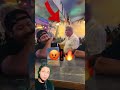 رجل يتعـ ـارك مع قرينه رجل يتعـ ـارك مع قرينه