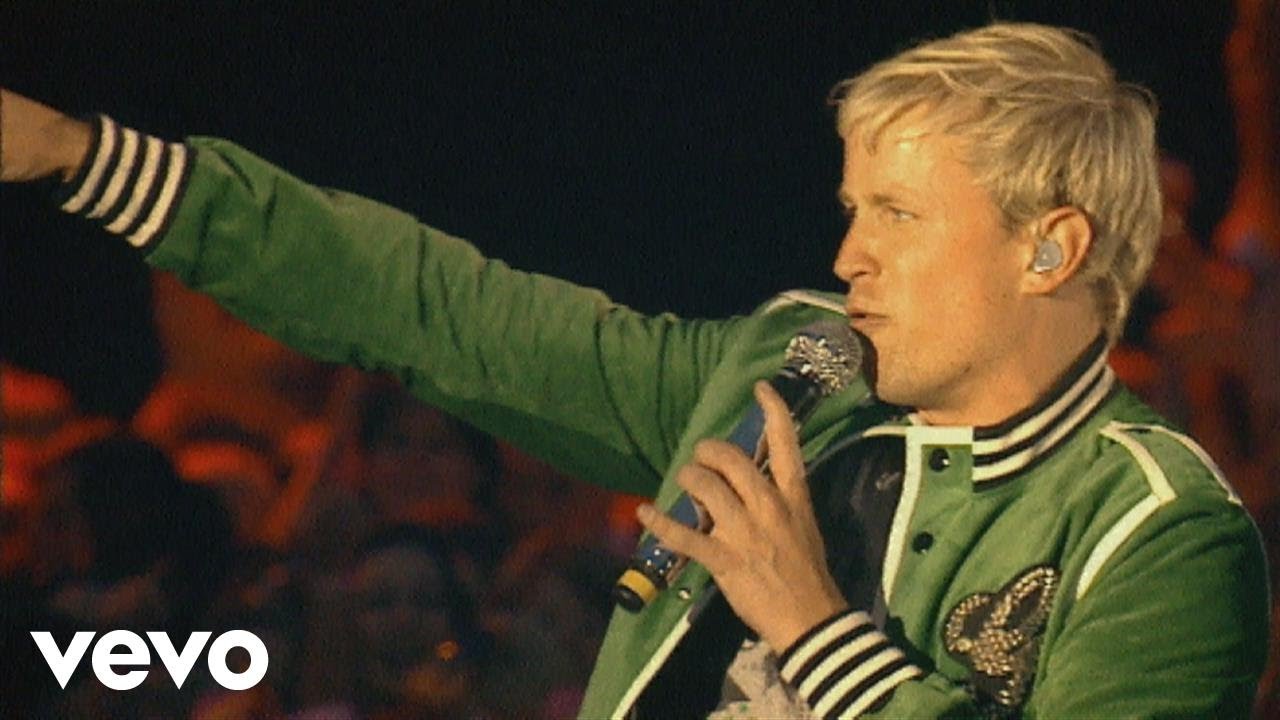 Westlife - Let Me Entertain You (Live At Croke Park Stadium)