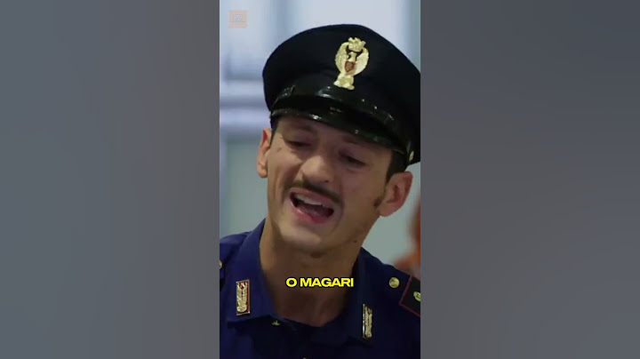 Un ginocchio che dirotta un aereo 😂 Fabio De Luigi scena divertente da Una donna per amica