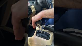 Automatic Car Gear Shifting Tips for Traffic Stops #drivingadvice