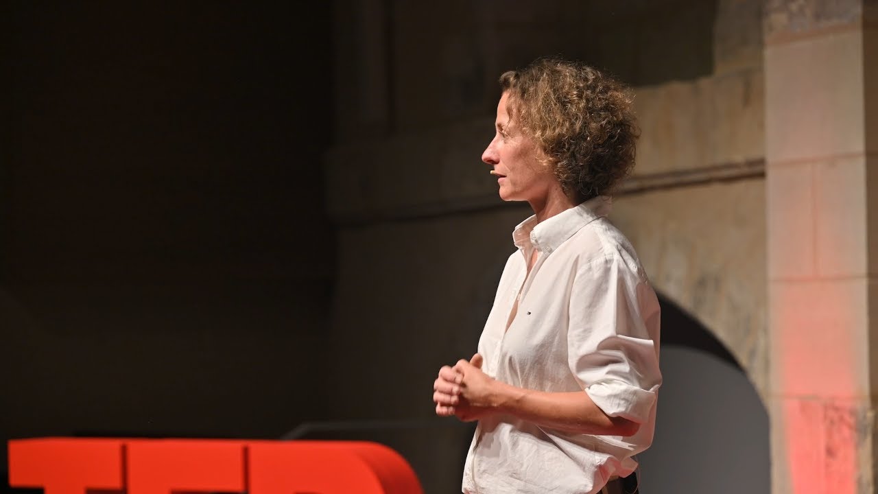 Régénération : les sols vivants au cœur de l’agronomie | Sarah Singla | TEDxChâteauroux