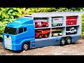12台のトミカをコンボイに収納！2台から1台を選んでオリジナルコンボイを作ります！