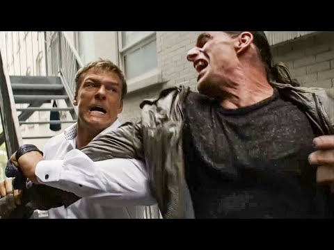 Jack Reacher absolutely destroys a wannabe gangster! | Reacher (Alan Ritchson)