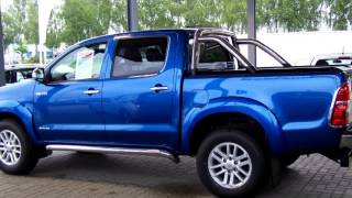 Toyota Hilux 4x4 Double Cab Executive 1111 Ultramatinblau