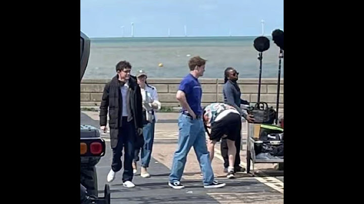 Kit Connor and Joe Locke behind the scenes of the #Hearstopper movie.Nospoiler #shorts #youtubeshort
