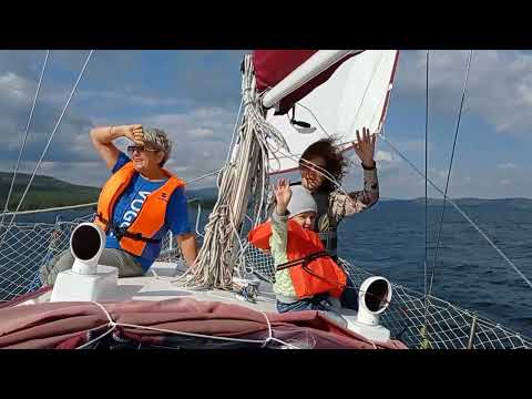 Прогулки на яхте EAGLE по озеру Тургояк1
