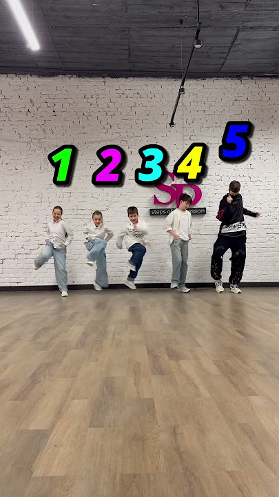 WHO BEST DANCER ?? 😂🔥 ASTRONOMIA 😎⭐️