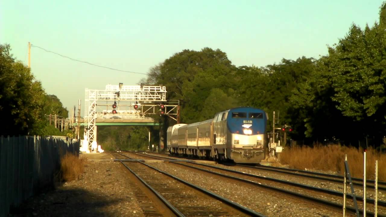 Metra 151 Metra 186, Amtrak 151 West - Naperville, IL - YouTube