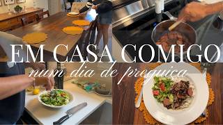 UM FIM-DE-TARDE COMIGO EM CASA