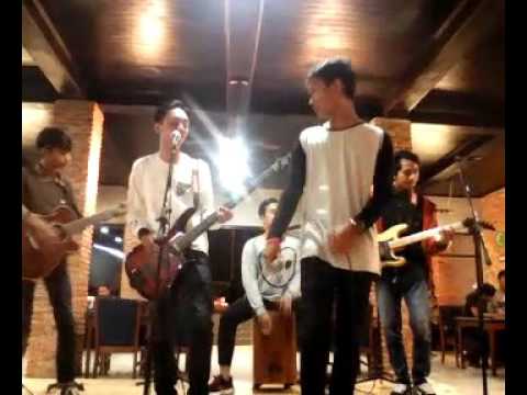Rizky Febian - Kesempurnaan Cinta Live SATNIGHT WITH FRIENDS (Acoustic Cover)