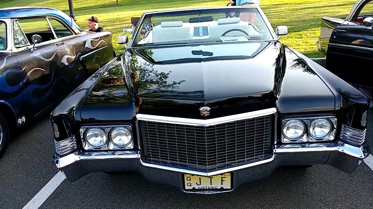 Едет черный кадиллак. Кадиллак Deville 1970. Cadillac Deville 1970 Black. Cadillac Coupe 1970. Кадиллак купе Девиль 1970.