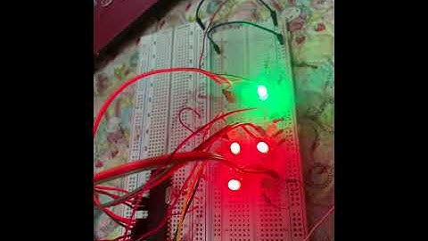 EP 10 semáforo de crucero con pic16f877A