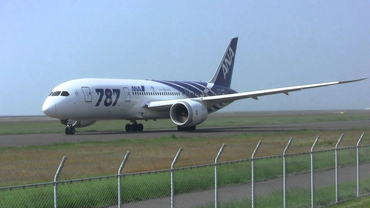 ANA694便 ボーイング787-881(JA802A) 山口宇部空港2012.05.06