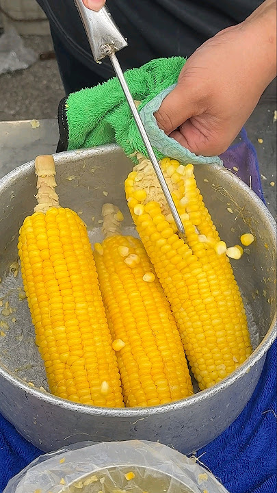 Amazing Corn Peeling Skills in Malaysia