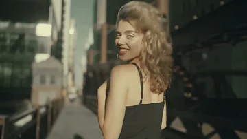 Slyzexx - Love Me Now (UnOfficial Music Video)