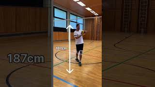 Knowing the net height is a game changer.Use your height as your guide! #volleyballworld #volleyball