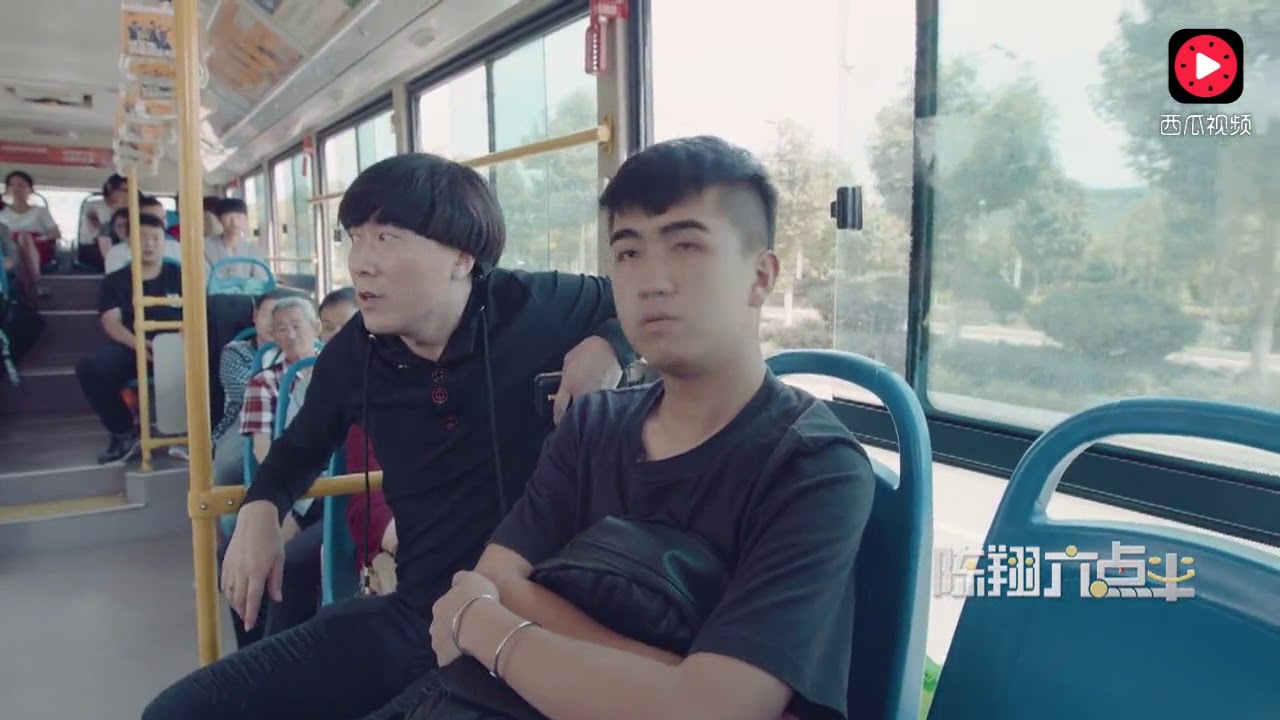 陳翔六點半：公交司機亂開車，嚇壞整車乘客! - YouTube