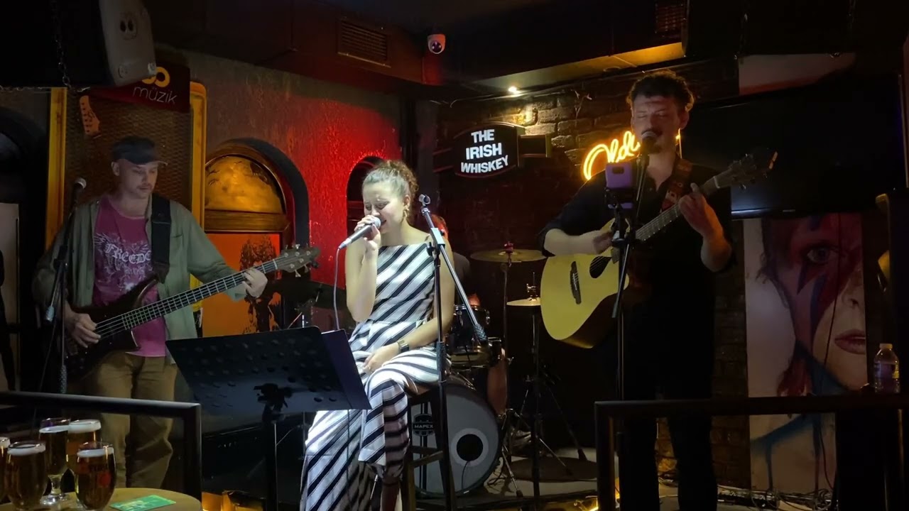 Квартира №8 - Бежал (cover R.A.SVET)