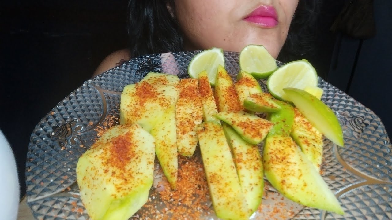 ASMR Comiendo mango 🥭 verde con tajin y limón 🍋