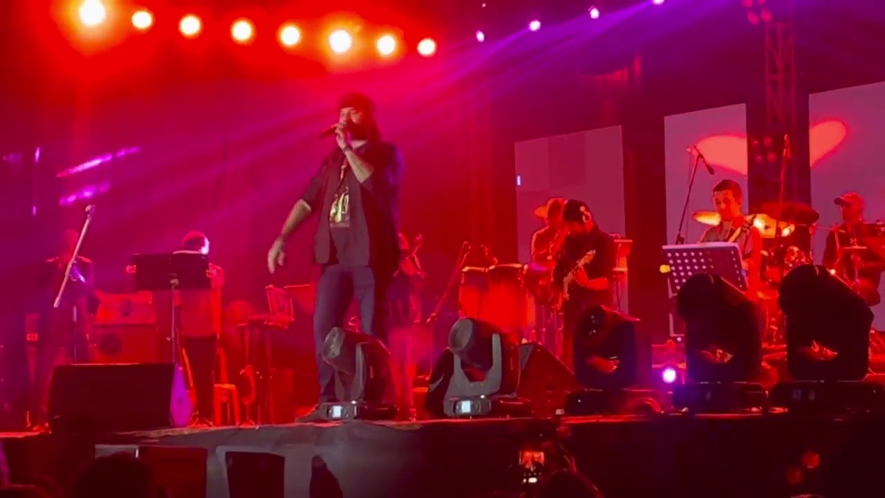 Tum se hi #live #mohitchauhan #silchar #tumsehi #jabwemet #concert #tumsehi