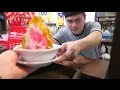 EATING delicious street food in Singapore's Chinatown